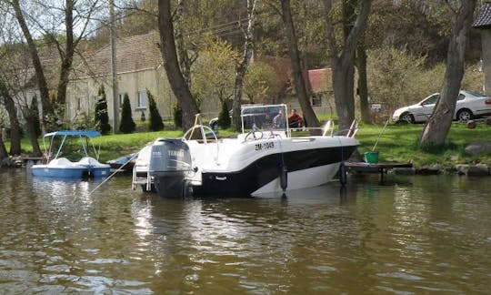 Rent a 115 Yamaha Powered Center Console in Kołbaskowo, Poland