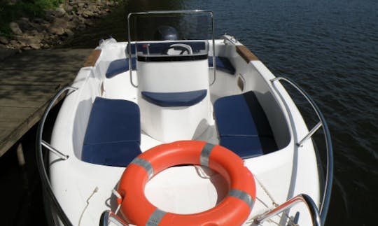 Rent a 115 Yamaha Powered Center Console in Kołbaskowo, Poland