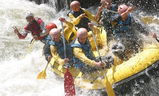 Desfrute de rafting em Bagneres-de-Luchon, França