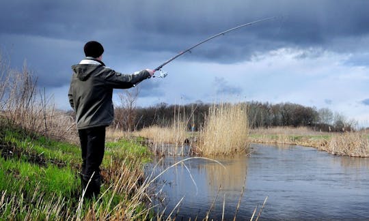 Aproveite a pesca com mosca em Orléans, França