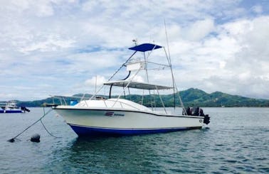 32' Sportfishing Yacht in Playa Flamingo, Guanacaste