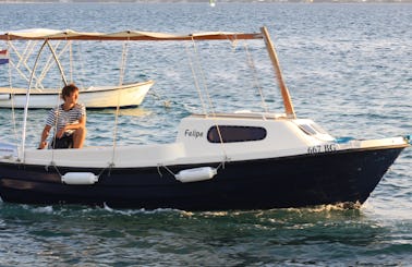 Rent 5 Person Adria 500 Motorboat in Sveti Filip i Jakov, Croatia