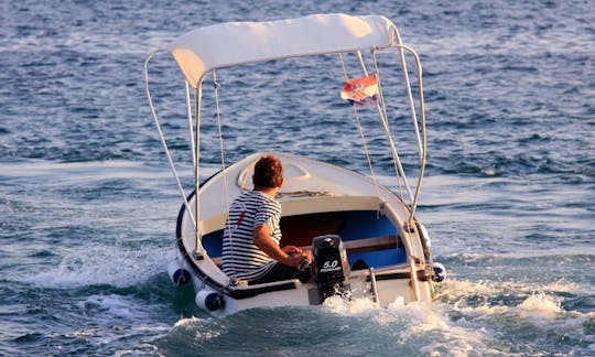 Rent 13' Adria 400 Dinghy in Sveti Filip i Jakov, Croatia