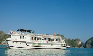 Croisière incroyable dans la ville d'Ha Long, au Vietnam, sur un bateau à passagers citron de 123 pieds