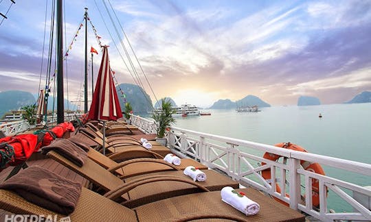 Enjoy Cruising in Thành phố Hạ Long, Vietnam on Sun Legend Passenger Boat