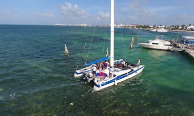 Private Cruise on 30' Magic-Sea-wind Sailing Catamaran Cancún Isla Mujeres Mexico