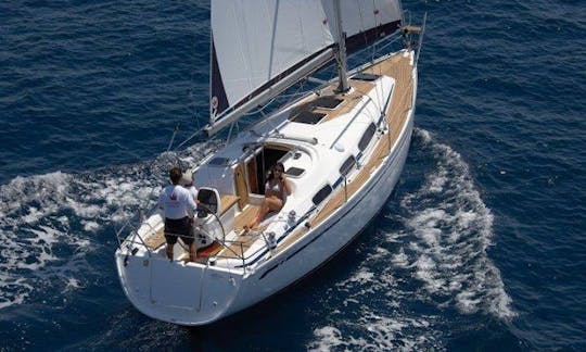 Charter 31' Bavaria Cruising Monohull in Zadar, Croatia