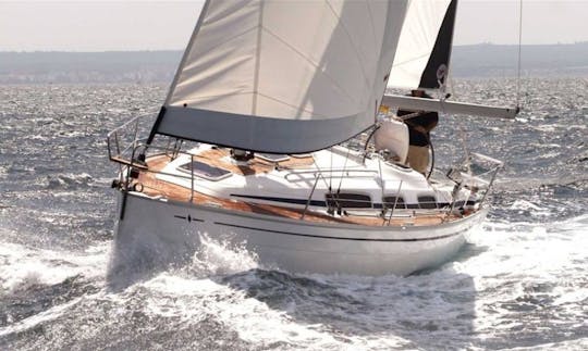 Charter 37' Bavaria Cruising Monohull in Zadar, Croatia