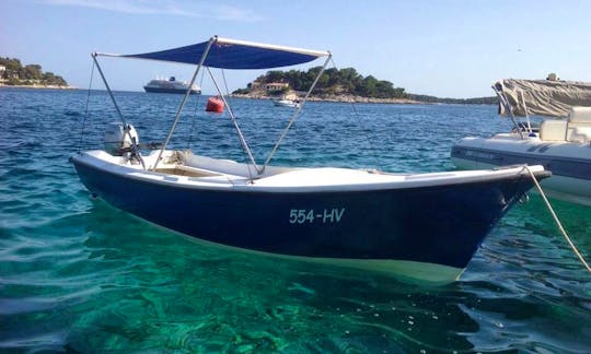 Rent a Boat Pasara Val 8 hp in Hvar, Croatia