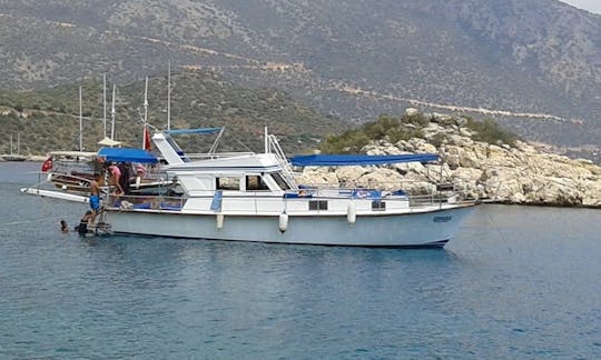 Charter a 12 Person Motor Yacht in Antalya, Turkey