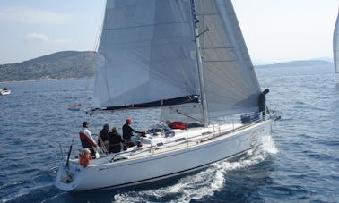 Alquile un monocasco Grand Soleil de 40 pies en Monte di Procida, Italia