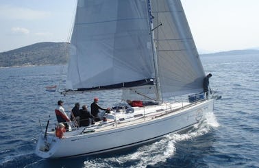 Charter 40' Grand Soleil Cruising Monohull In Monte di Procida, Italy