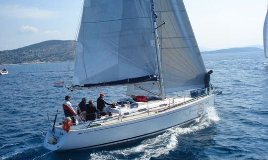 Charter 40' Grand Soleil Cruising Monohull In Monte di Procida, Italy