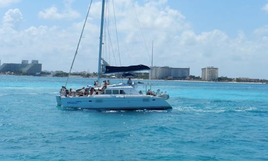 Lagoo 450 saling cancun