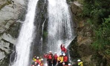 Excursión en balsa por el río en Hawke's Bay, Nueva Zelanda