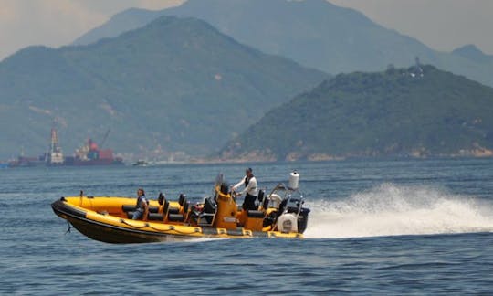 High Speed Power Boat Tour In Hong Kong