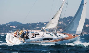 Charter a Cruiser Monohull in Ploče, Dubrovnik-Neretva, Croatia