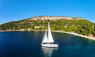 Elan EXLUSIVE 431 Cruising Monohull in Split, Croatia