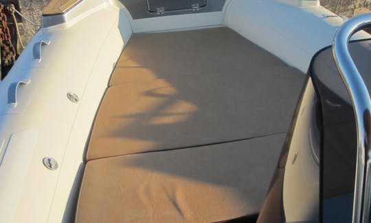 Louez ce Shark RIB de 23 pieds à Biograd na Moru, en Croatie