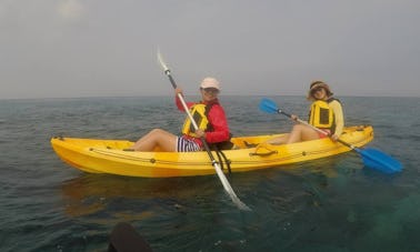 Excursão curta de caiaque fantástica em Taipei - Cachoeira Ling Foot em Liuqiu Township, Taiwan