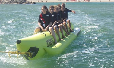 Passeios emocionantes de banana boat em Palavas-les-Flots, Occitanie, França!