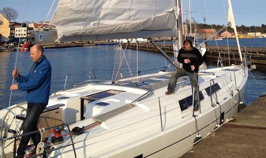 Charter Hanse 445 Crusing Monohull em Vaxholm, Suécia