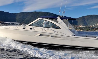 Charter 52' Riviera Express 48 Motor Yacht in Cavalaire-sur-Mer, France