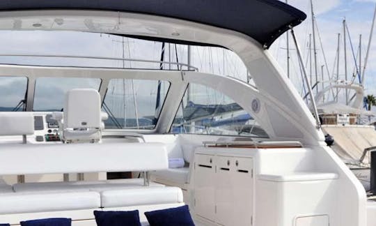 Charter 52' Riviera Express 48 Motor Yacht in Cavalaire-sur-Mer, France