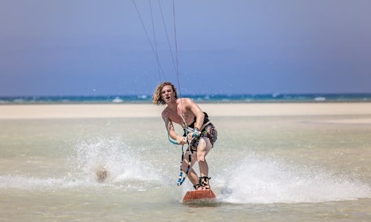 Desfrute de aulas de kitesurf em Ras Sedr, Egito