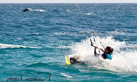 Kiteboarding Lesson In Reggio Calabria, Italy