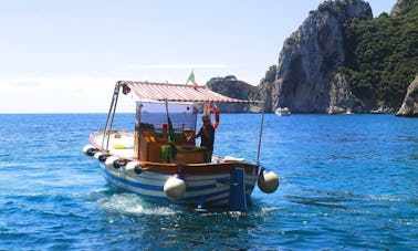 Charter a Inboard Propulsion in Capri, Campania