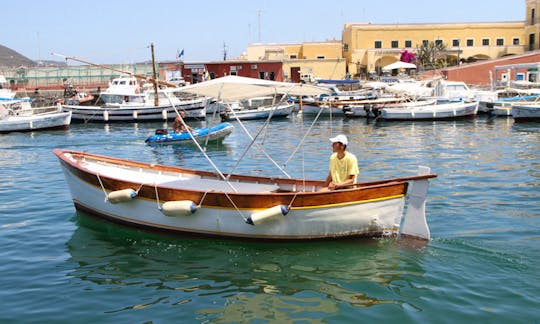 Rent 19' Zintonio Inboard Propulsion in Ponza, Italy