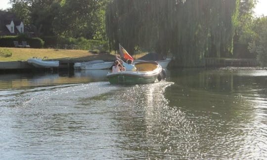 Rent a Electric Boat in Gent, Belgium