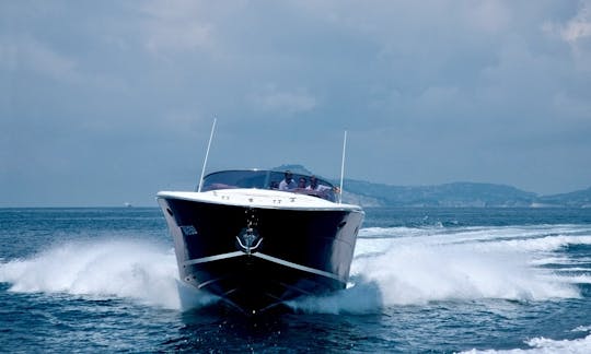 Iate a motor marítimo Charter 43' XL em Sorrento, Itália