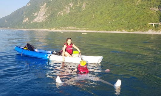 Apprenez à faire du kayak dans la ville de Hualien, à Taïwan