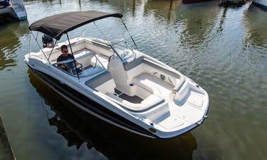 Sport Deck Boat rental in San Diego ONLY AVAILABLE WITH CAPTAIN