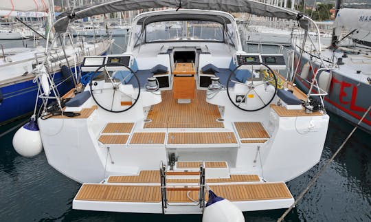 Charter Beneteau Oceanis 55 Crusing Monohull in Zagreba, Croatia