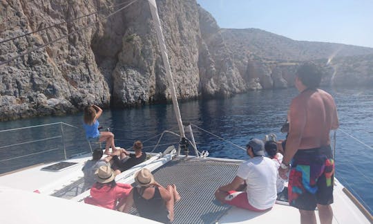 Charter et croisière quotidienne Lagoon 400 S2 Apollon