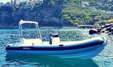 Barco inflável rígido Charter Predator em Vico Equense, Itália