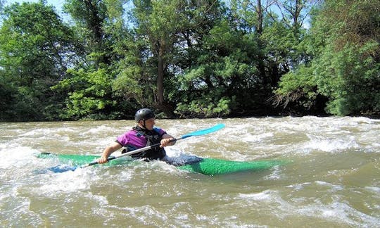 Enjoy Kayak Rentals in Puichéric, France