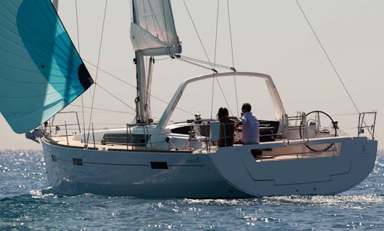 Charter 40' Amore Oceanis 45 Crusing Monohull in Šibenik, Croatia