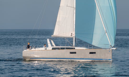 Charter 38' Oceanis 38 Crusing Monohull em Šibenik, Croácia