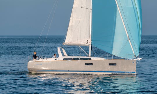 Charter this Beneteau Oceanis 38 Sailing Yacht in Barcelona, Spain
