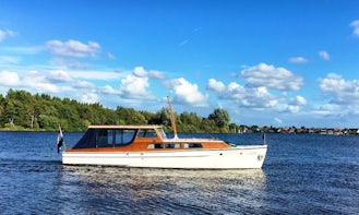 Motor Yacht rental on the lakes of Amsterdam (Kaag)