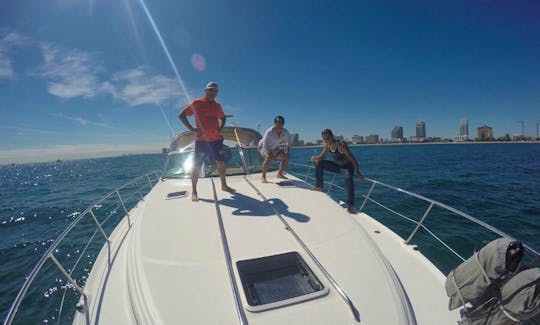 42' Rinker Fiesta Vee 410 Yacht Charter in Miami. Captain Included