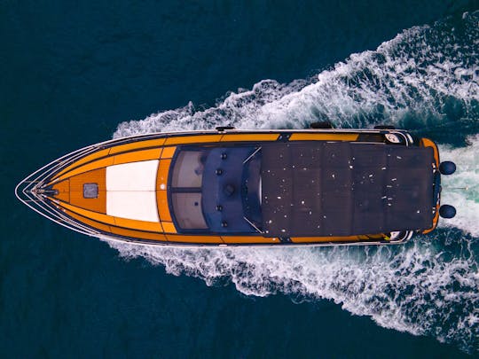 Superbe yacht Azimuth de 58 pieds, le vrai luxe du Pacifique en PV.