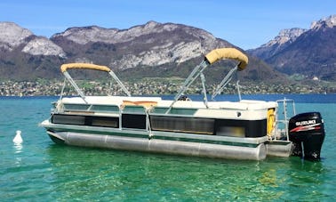 Louer un ponton à Annecy, France