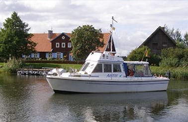 Charter Aistis Motor Yacht in Nida, Klaipėdos apskritis
