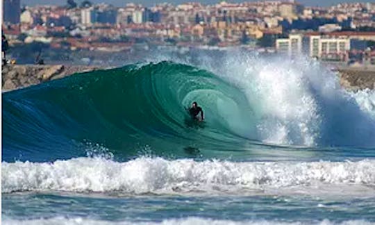 Learn to surf with the best instructors in Lisboa, Portugal