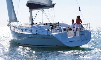 Charter 43' Cyclades Cruising Monohull in Nettuno, Italy